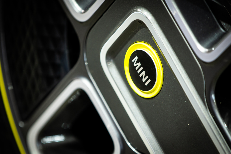 Illustration for article titled The Electric Mini Cooper SE Is a Lot of Fun. But Is That Enough?